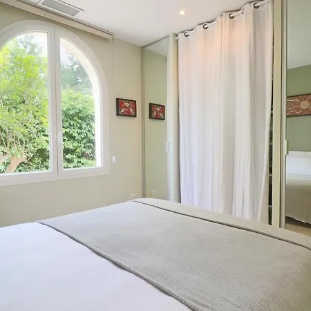 Villa Charming With Jacuzzi At 200m From Beaches Antibes