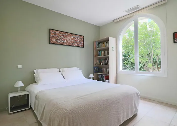 Villa Charming With Jacuzzi At 200m From Beaches